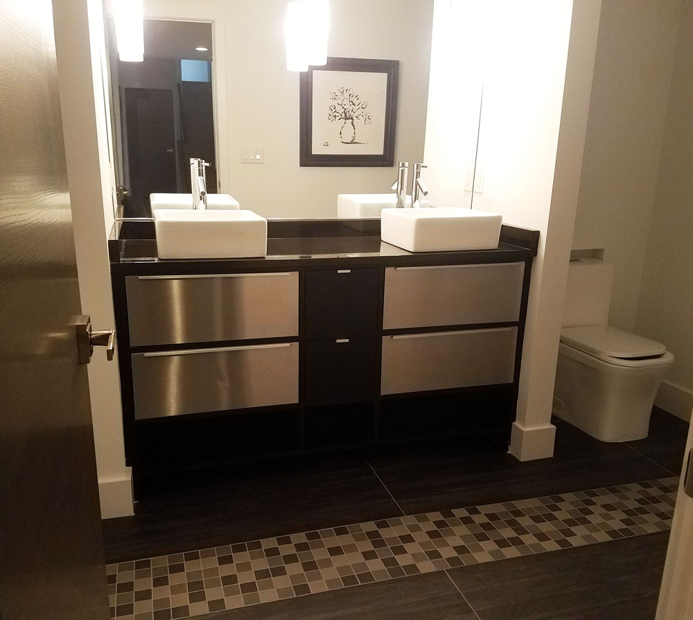 Contemporary double-sink vanity w/double-sinks
